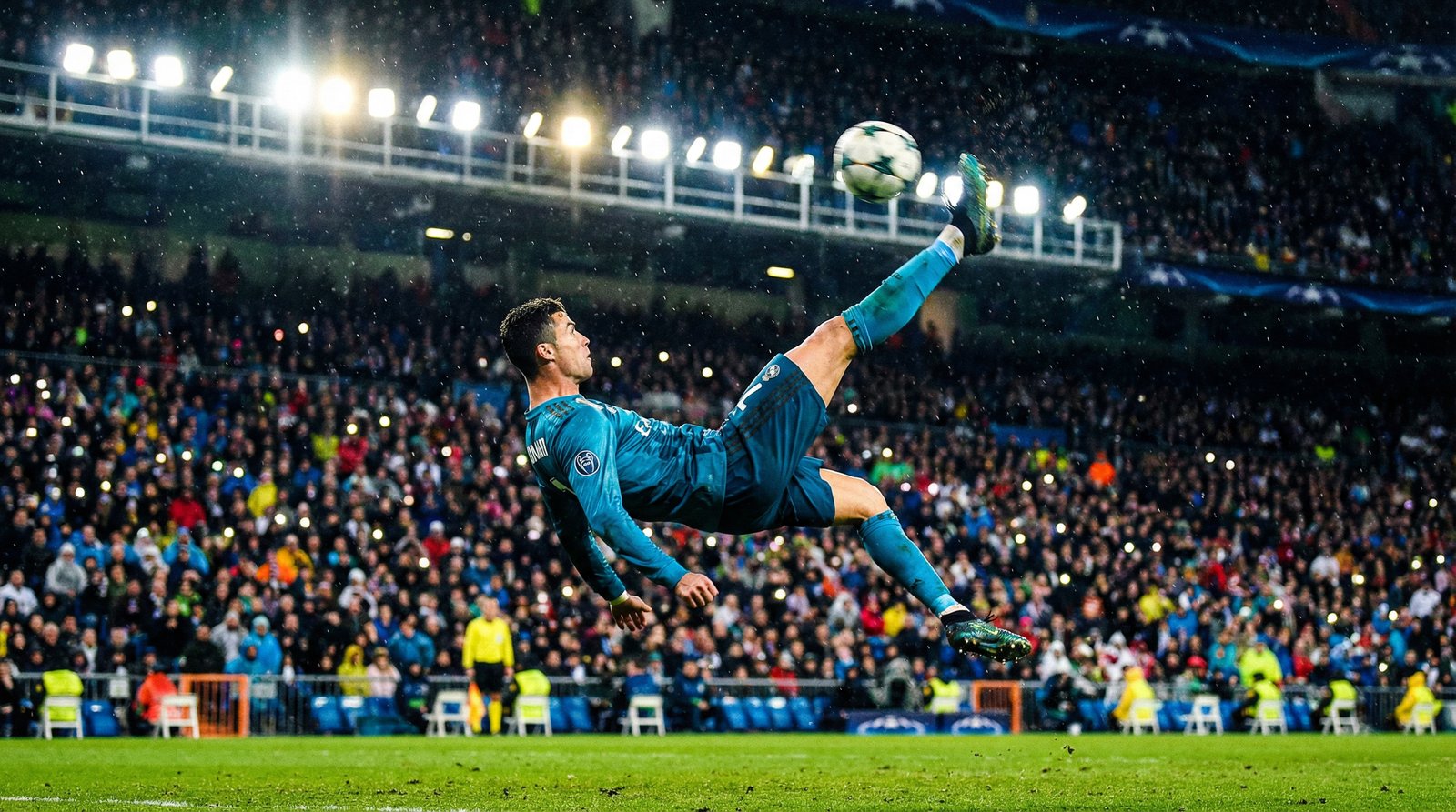 小蓝视频体育赛事视频-绿茵传奇